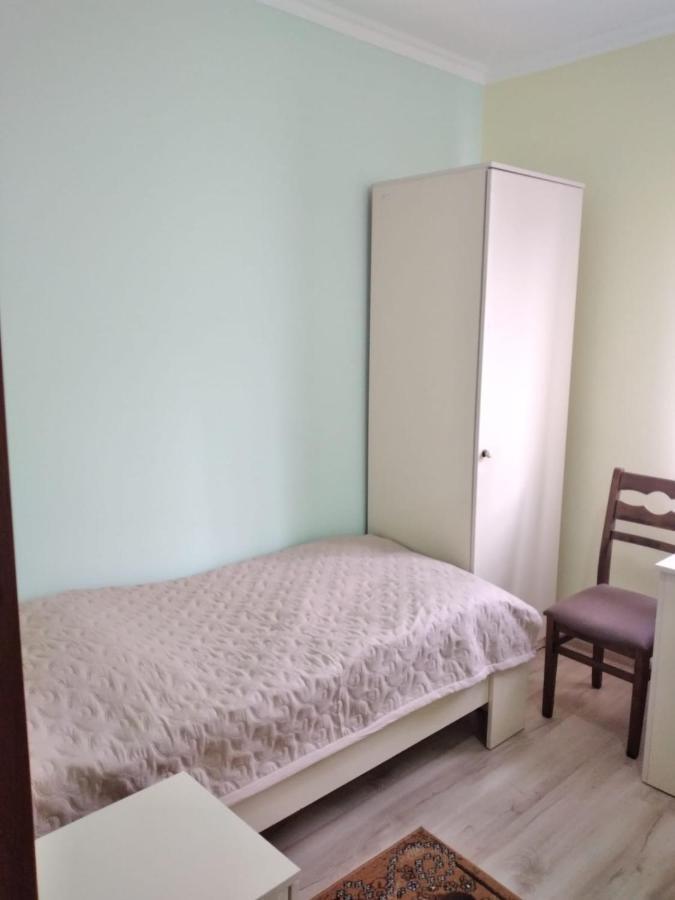 Nunu'S Guesthouse Tskaltubo ภายนอก รูปภาพ